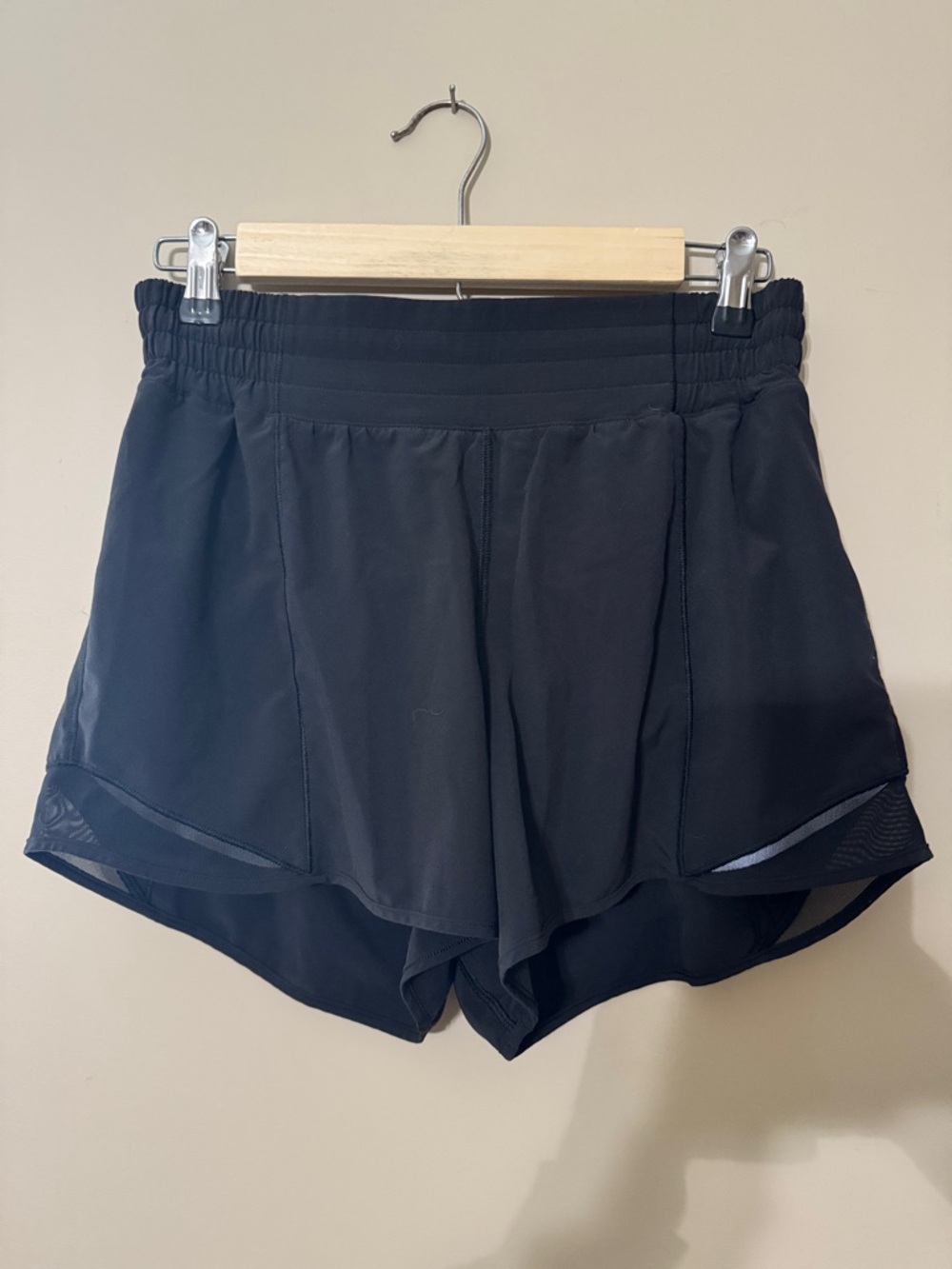 Lululemon Hotty Hot High Rise Shorts